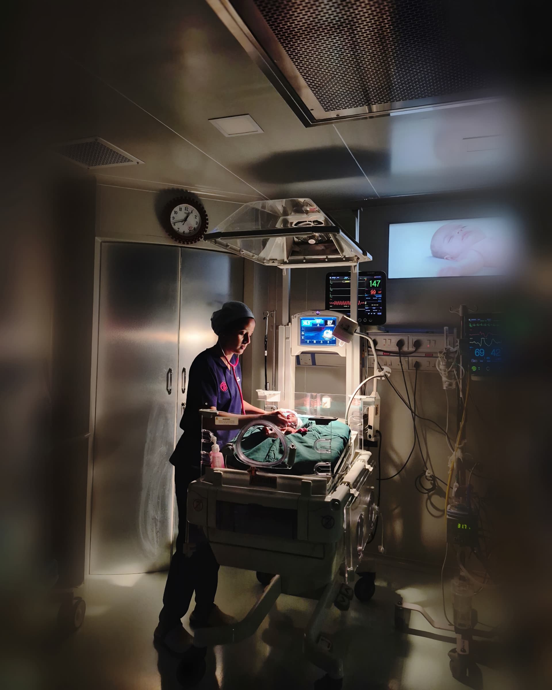 NICU Incubator Care